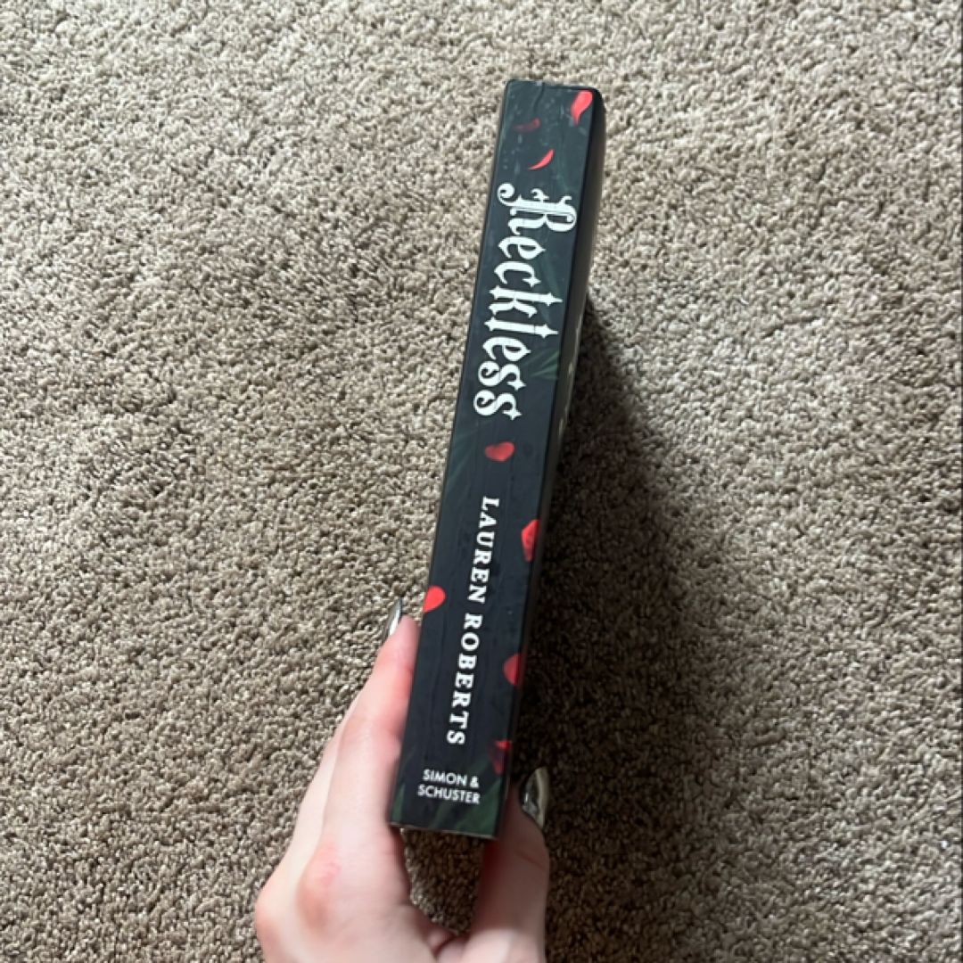 Reckless by Lauren Roberts, Paperback | Pangobooks