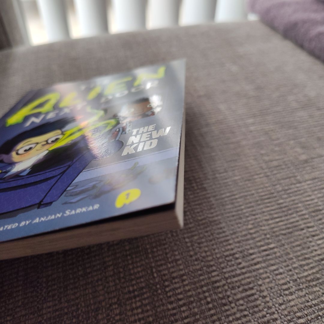 The Alien Next Door 1: the New Kid