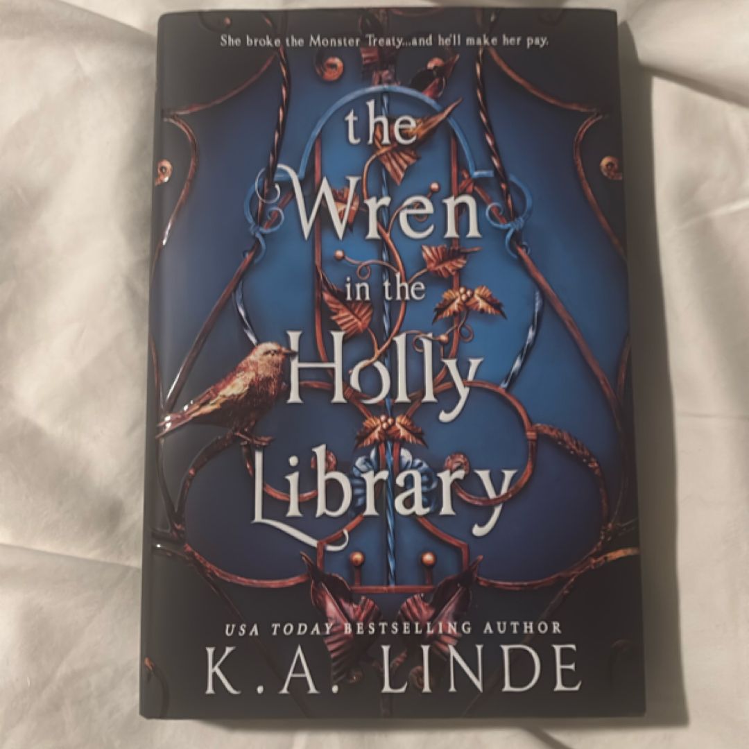 The Wren in the Holly Library (Deluxe Limited Edition)