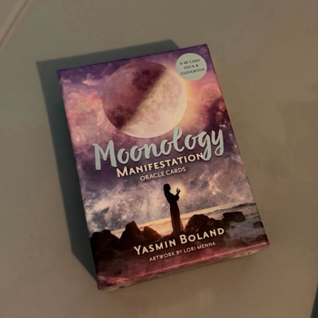Moonology Manifestation Oracle