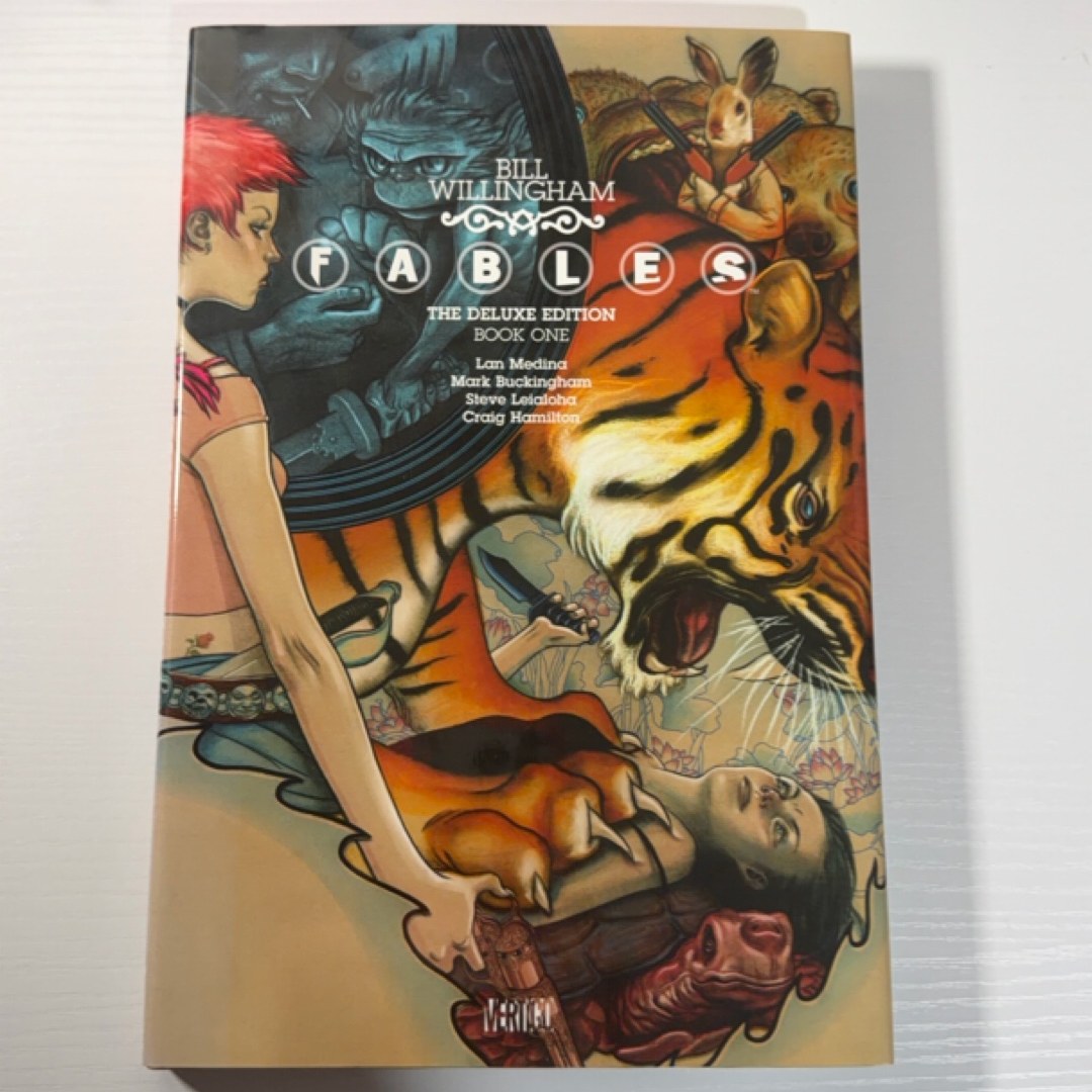 Fables: the Deluxe Edition Book One