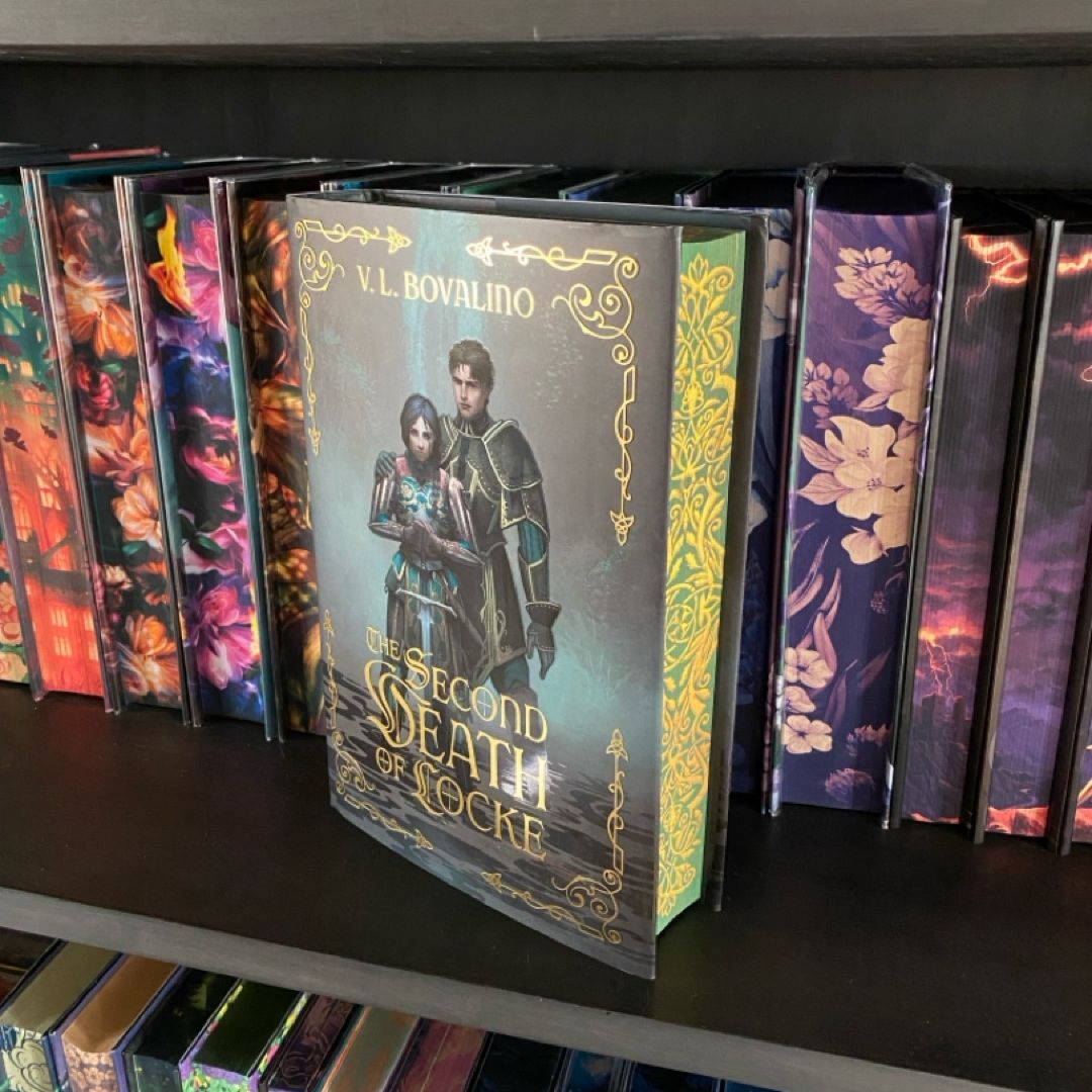 Moonlight Book Box *SIGNED* A Thorn in Every | PangoBooks