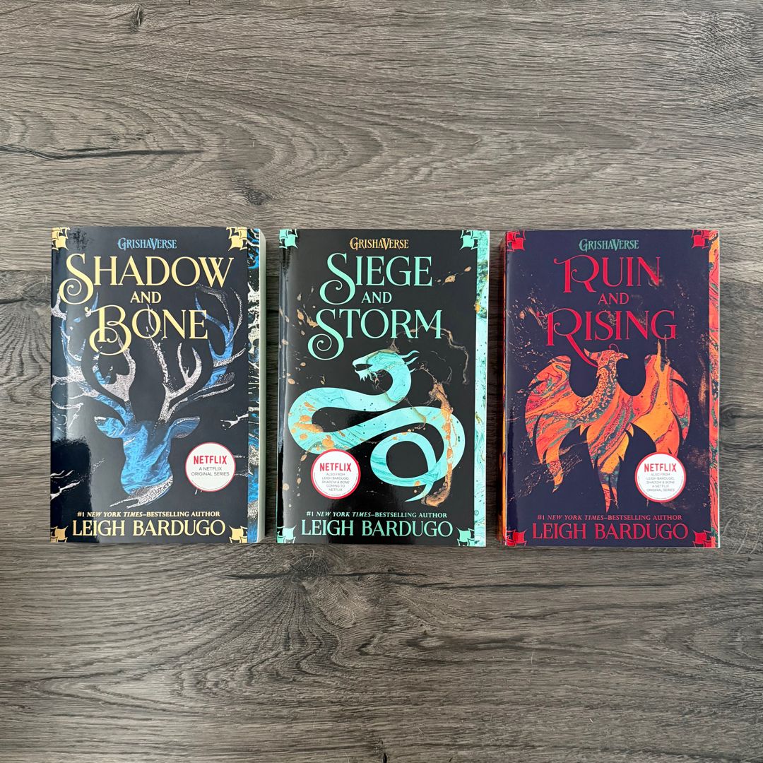 The Shadow and Bone Trilogy Boxed Set