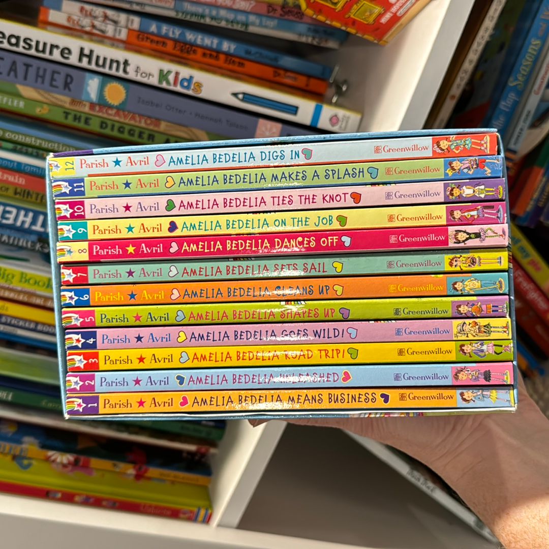 Amelia Bedelia 12-Book Boxed Set: Amelia Bedelia by the Dozen