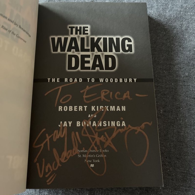 The Walking Dead: the Road to Woodbury