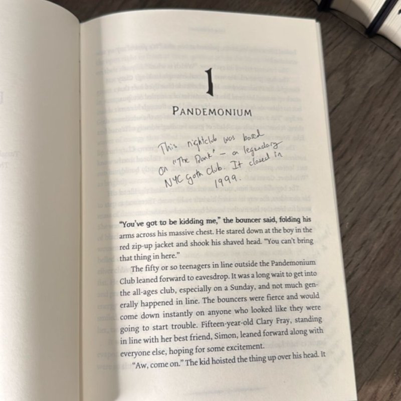 The Mortal Instruments, the Complete Collection