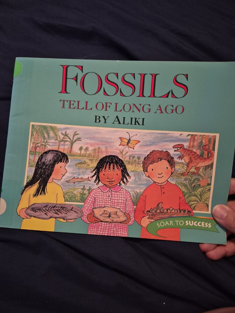 Fossils Tell of Long Ago