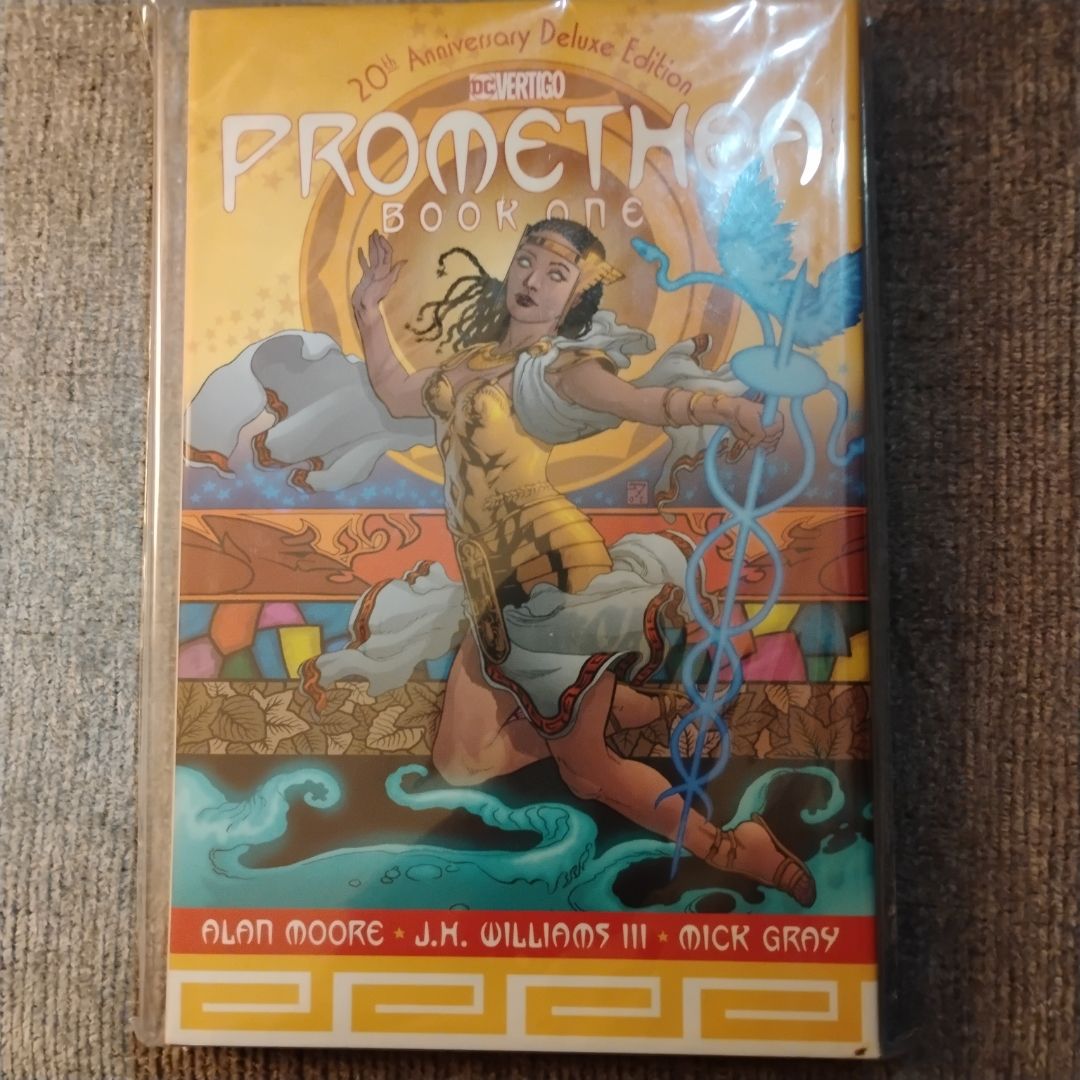 Promethea: 20th Anniversary Deluxe Edition Book One