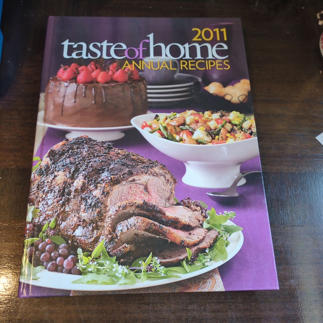 2011 Taste of Home Annual Recipes Cookbook