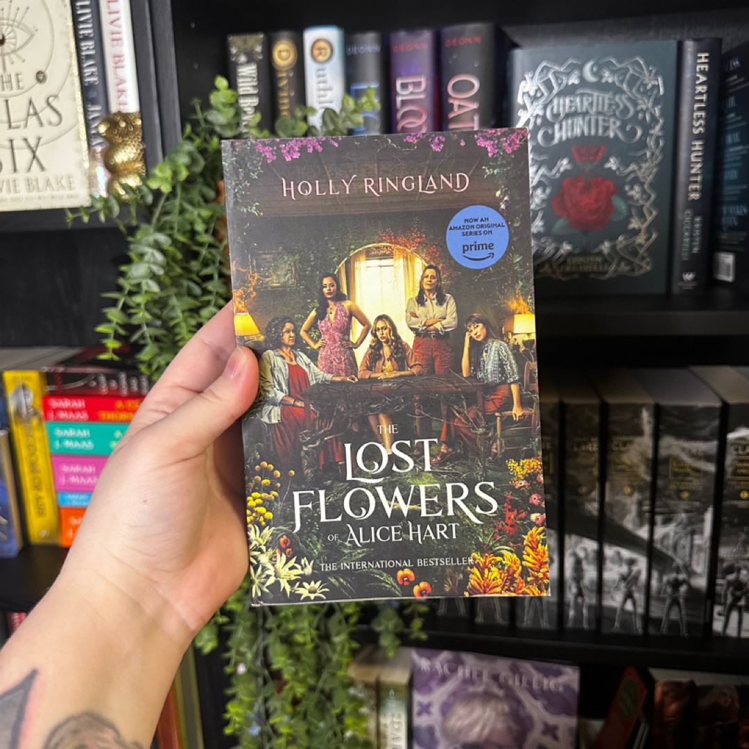 The Lost Flowers of Alice Hart