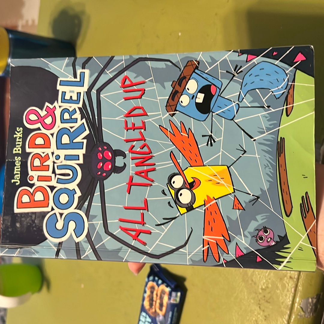 Bird and Squirrel All Tangled up: a Graphic Novel (Bird and Squirrel #5)