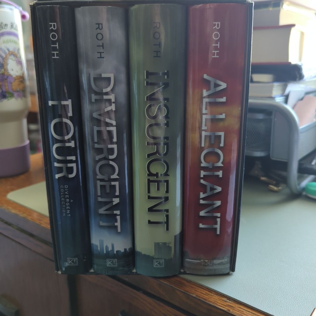 Divergent Series Four-Book Hardcover Gift Set