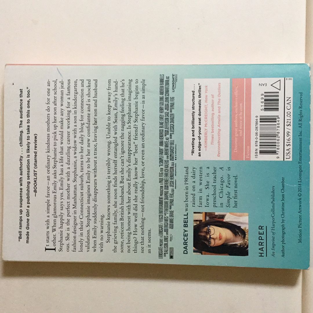 A Simple Favor [Movie Tie-In]