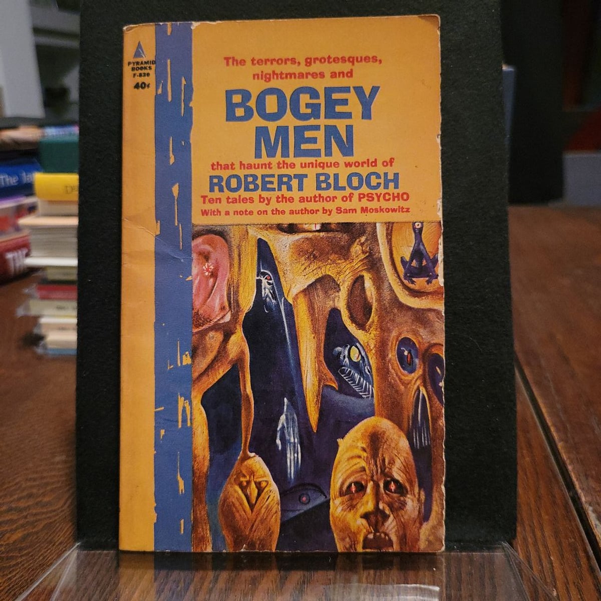 Bogey Men by Robert Bloch, Paperback | Pangobooks