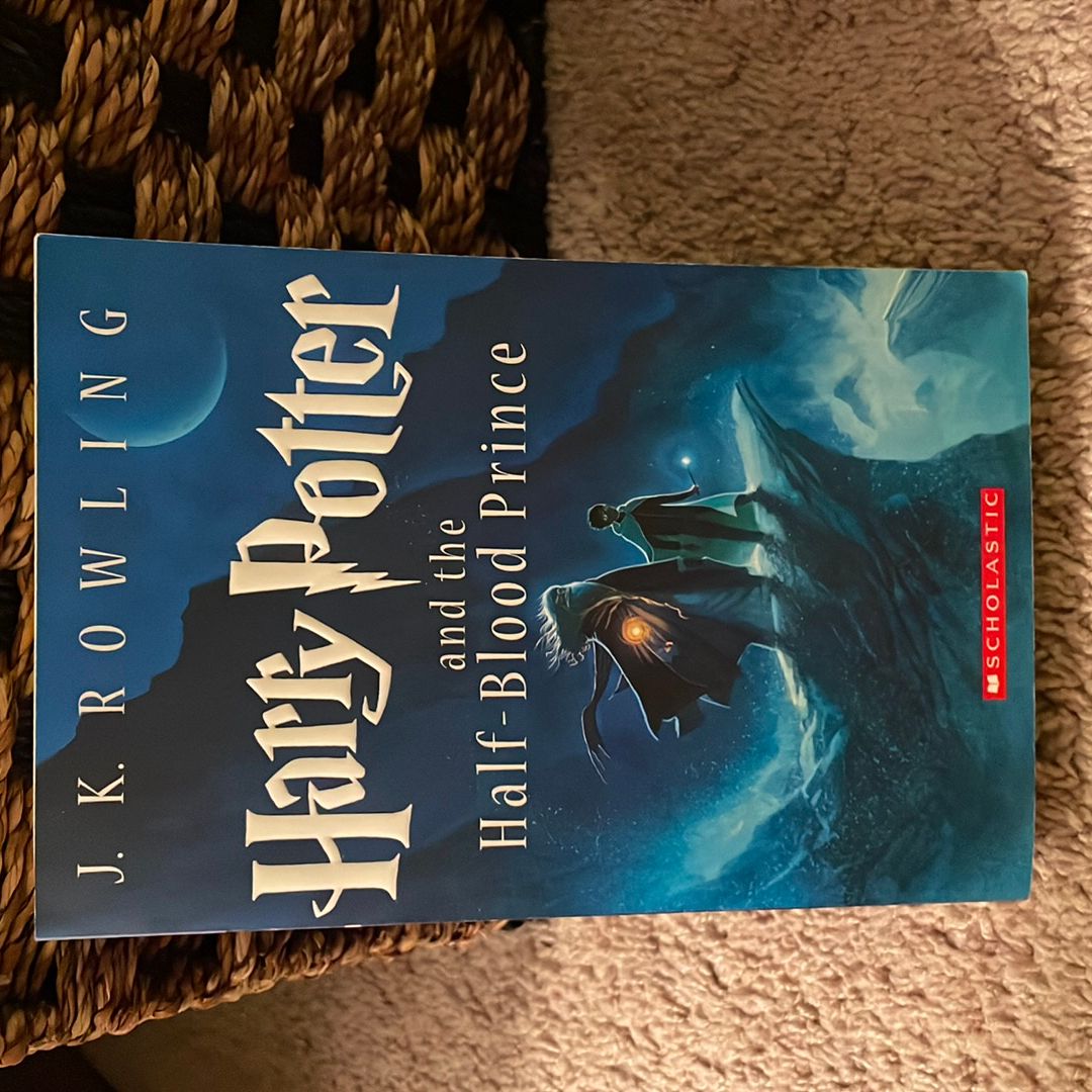 Harry Potter and the Half-Blood Prince (Harry Potter, Book 6)