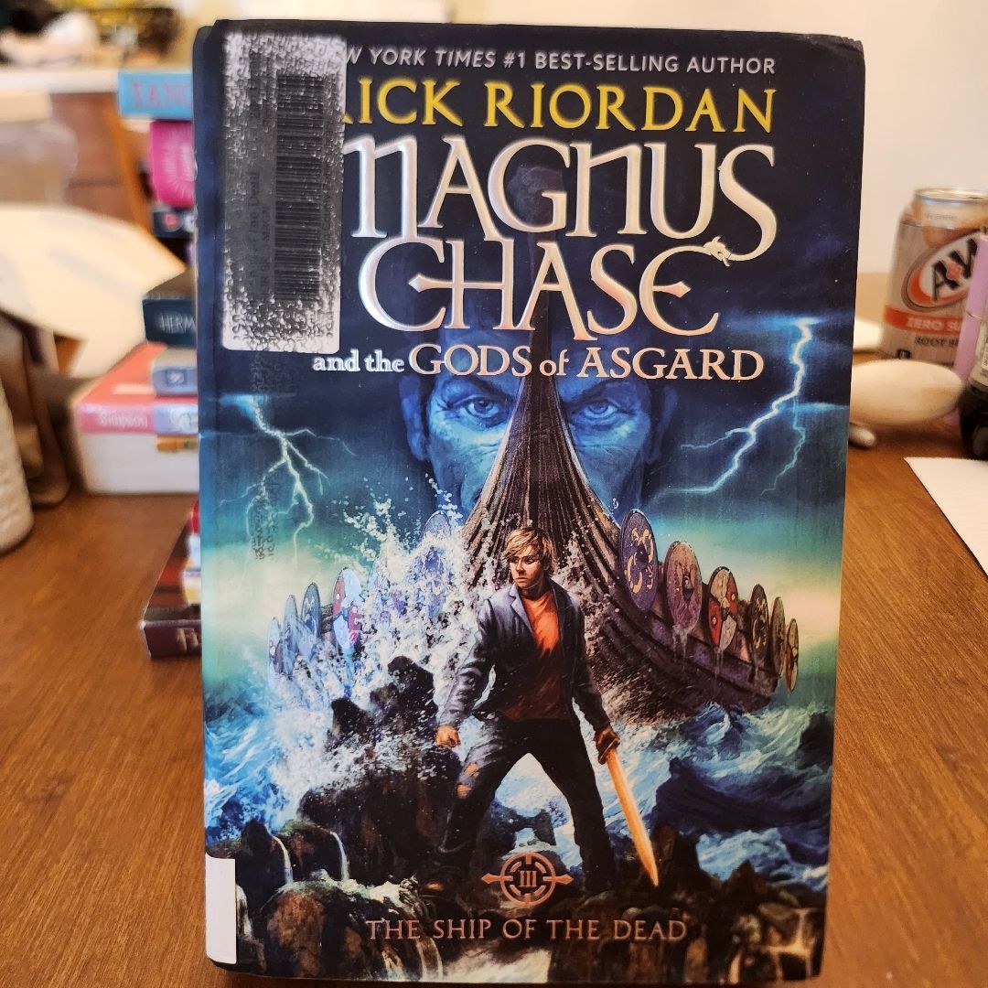 Magnus Chase and the Gods of Asgard, Book 3 the Ship of the Dead (Magnus Chase and the Gods of Asgard, Book 3)
