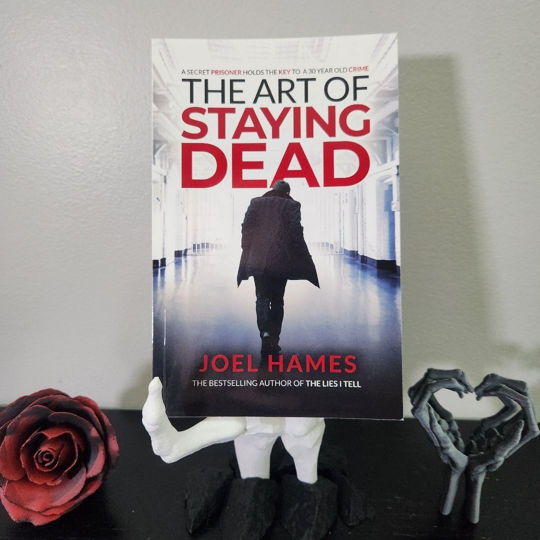 The Art of Staying Dead