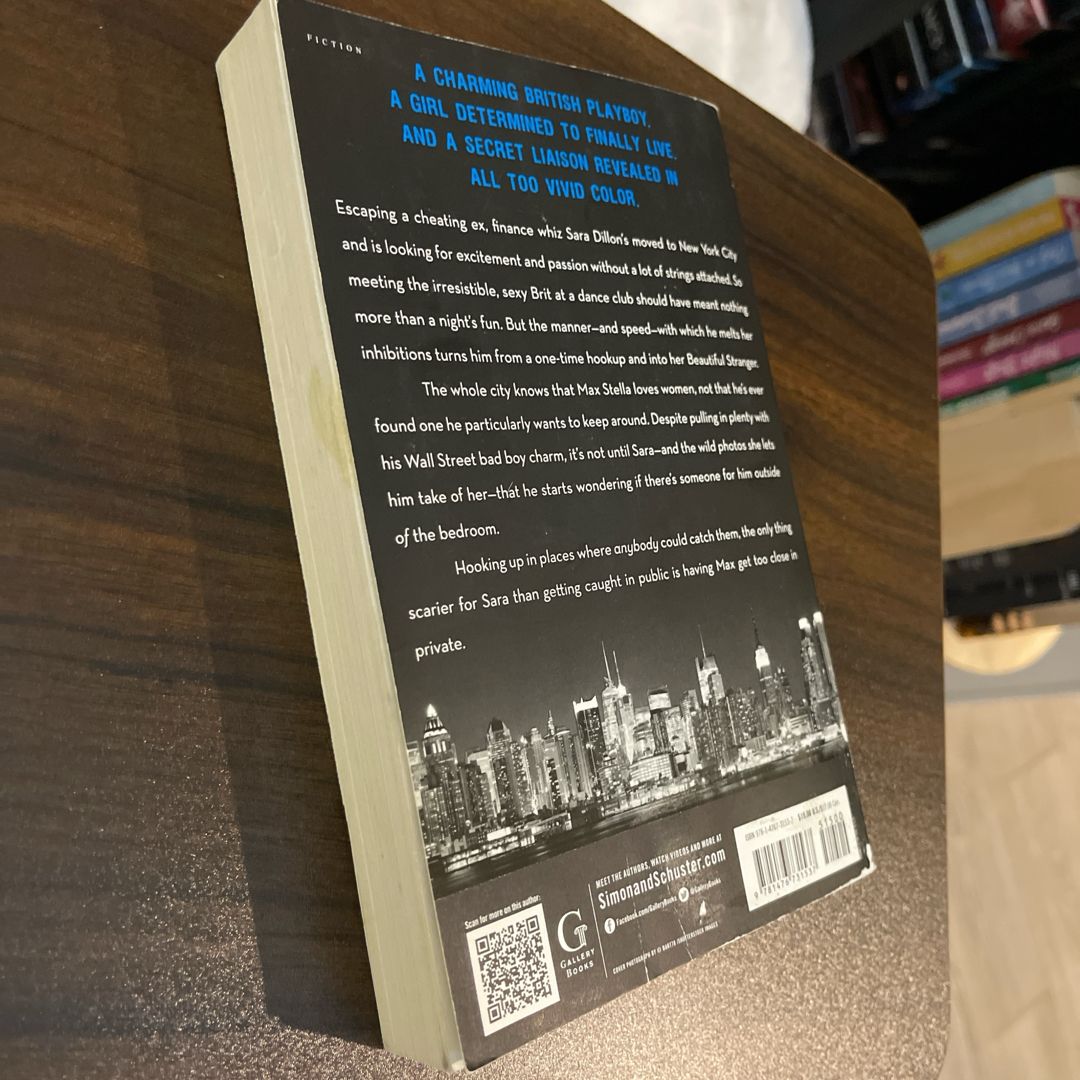 Beautiful Stranger by Christina Lauren, Paperback | Pangobooks