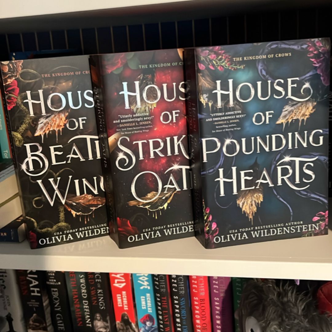 Kingdom of crows bundle (House of Beating Wings, house of pounding hearts, House of striking oaths.)  