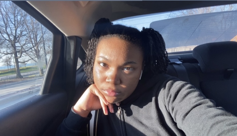 kiyah_loves_books