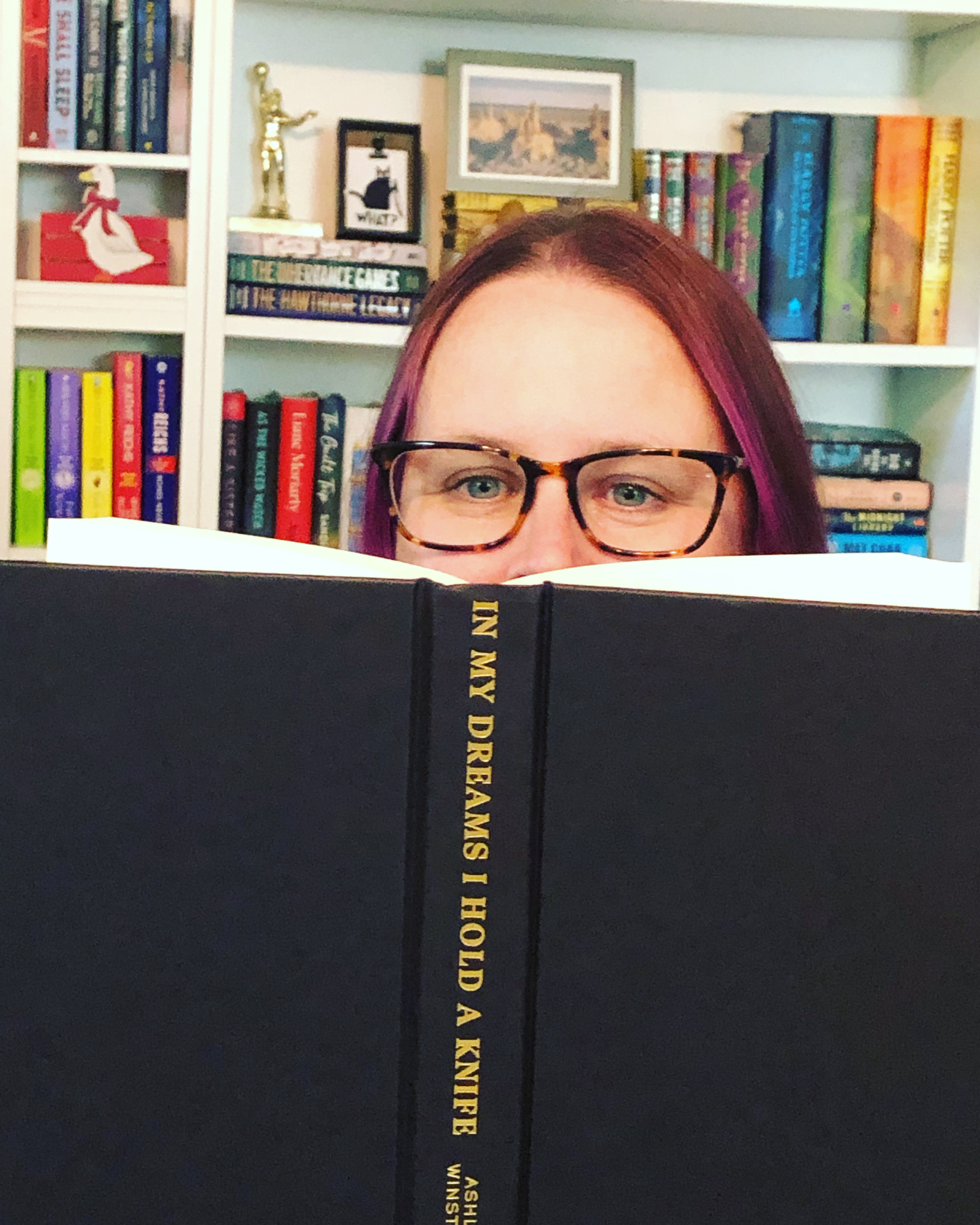 Her Thrilling Reads