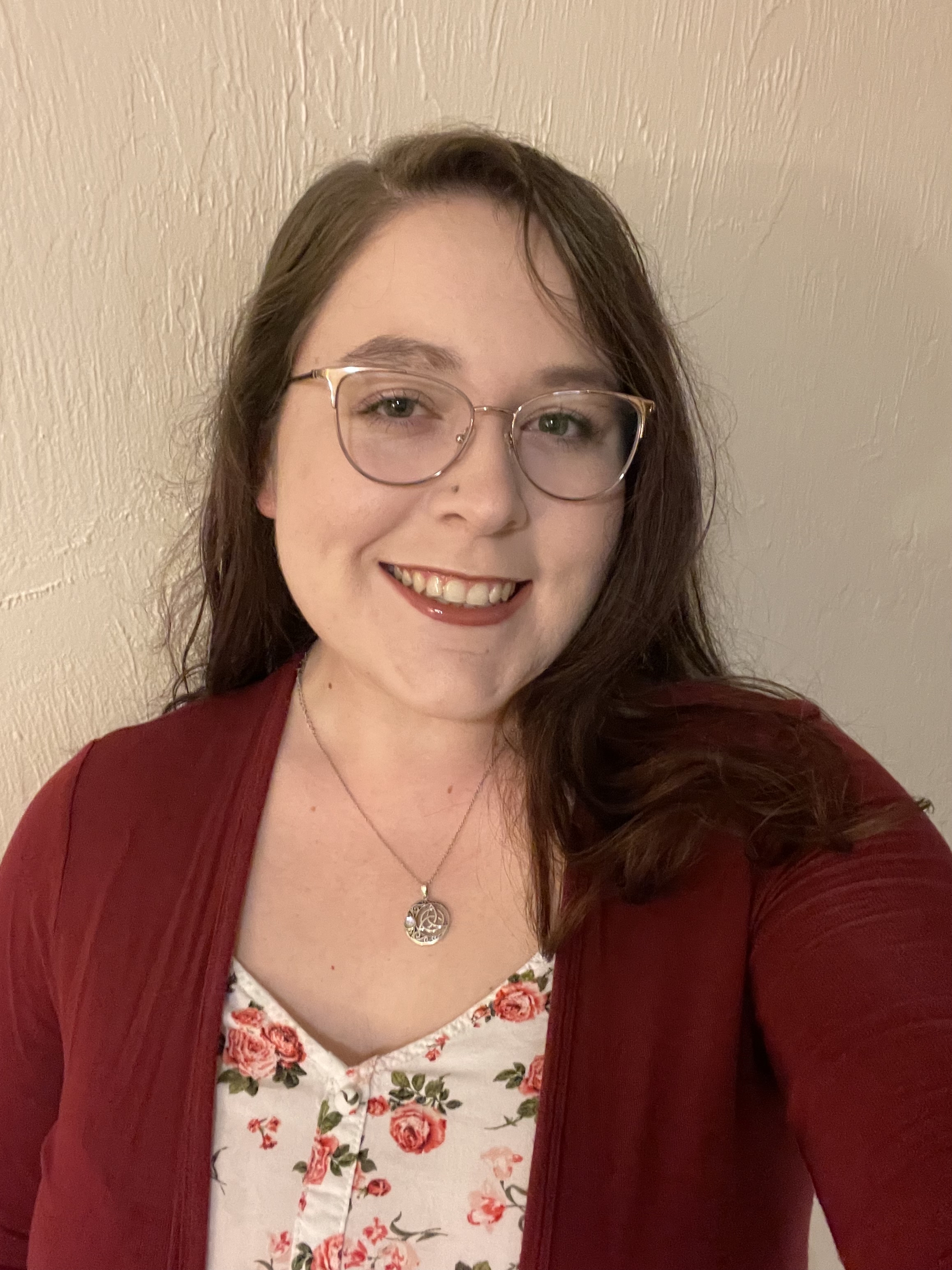 Caitlynn 📚🧚🌷✨